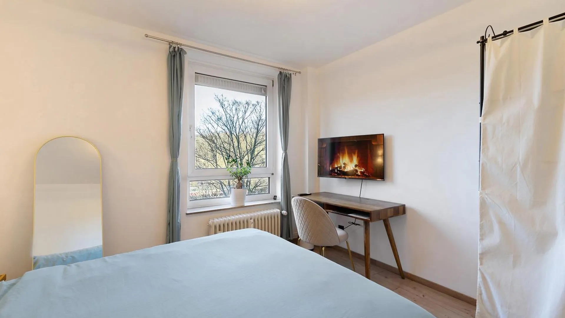Charmante Zimmer Im Natur Dusseldorf 0*,  Germany